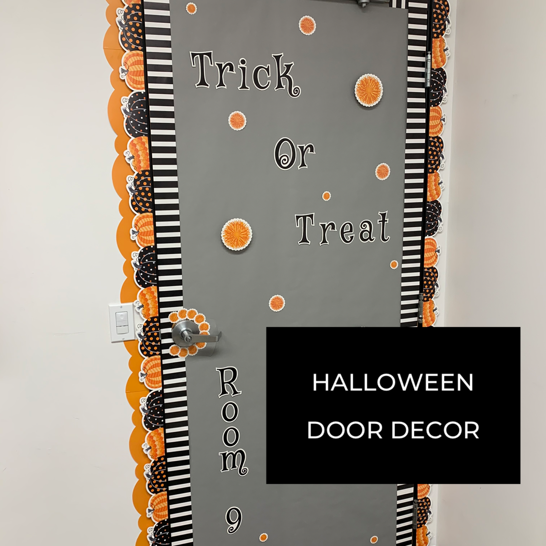 How to Decorate Your Door for Halloween!