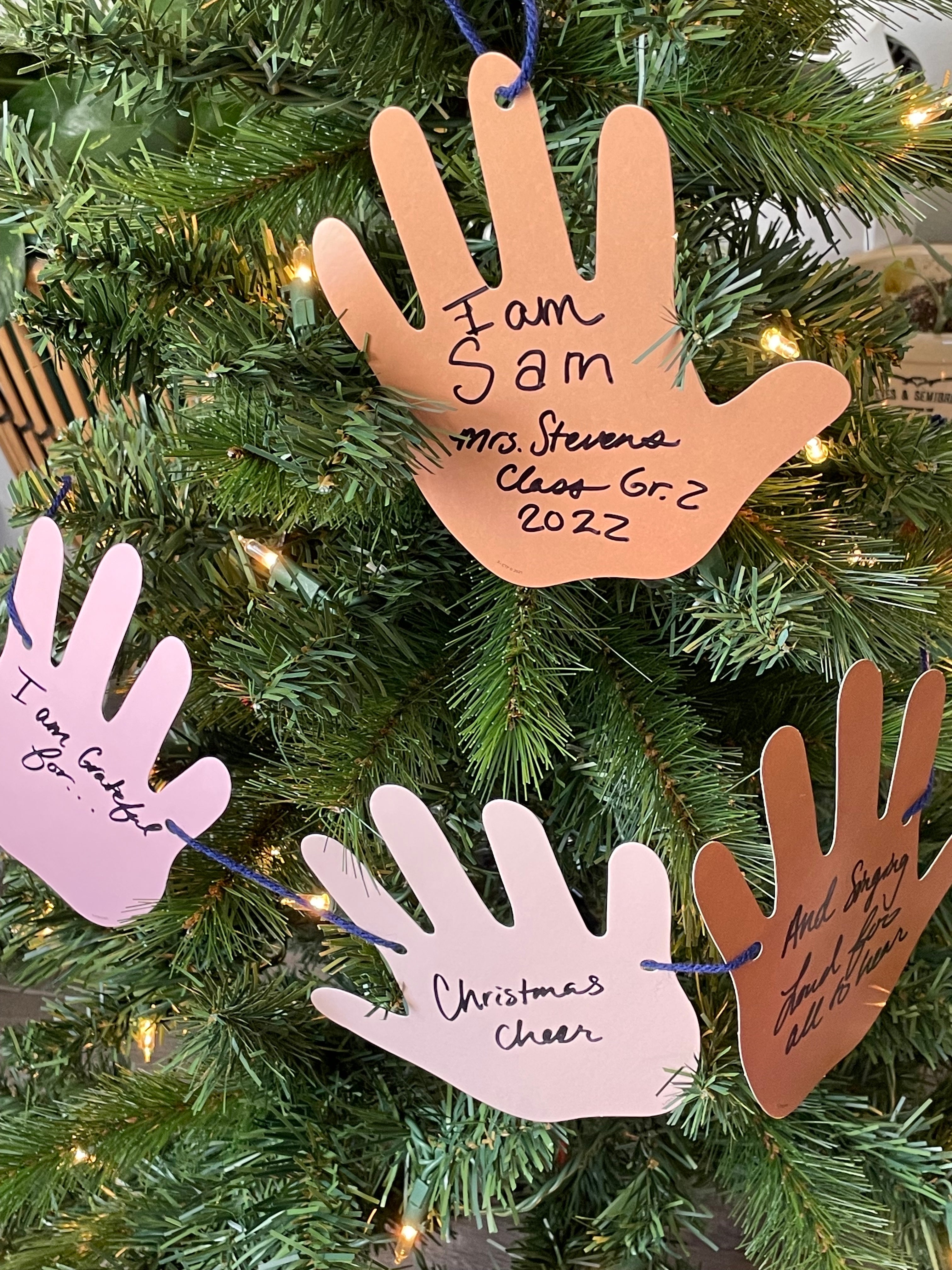 Three Quick and Easy Classroom Crafts for the Holidays