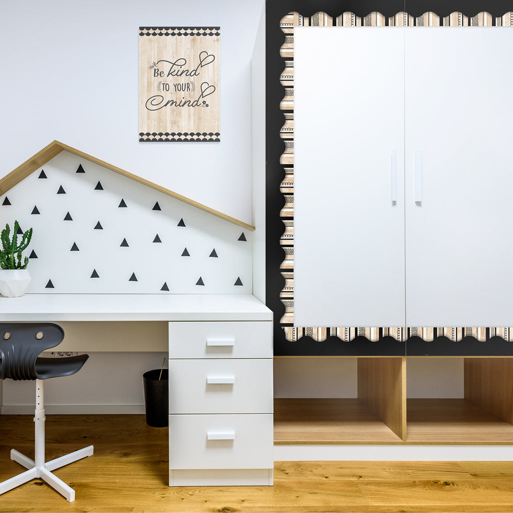 Core Decor Black Wavy EZ Border