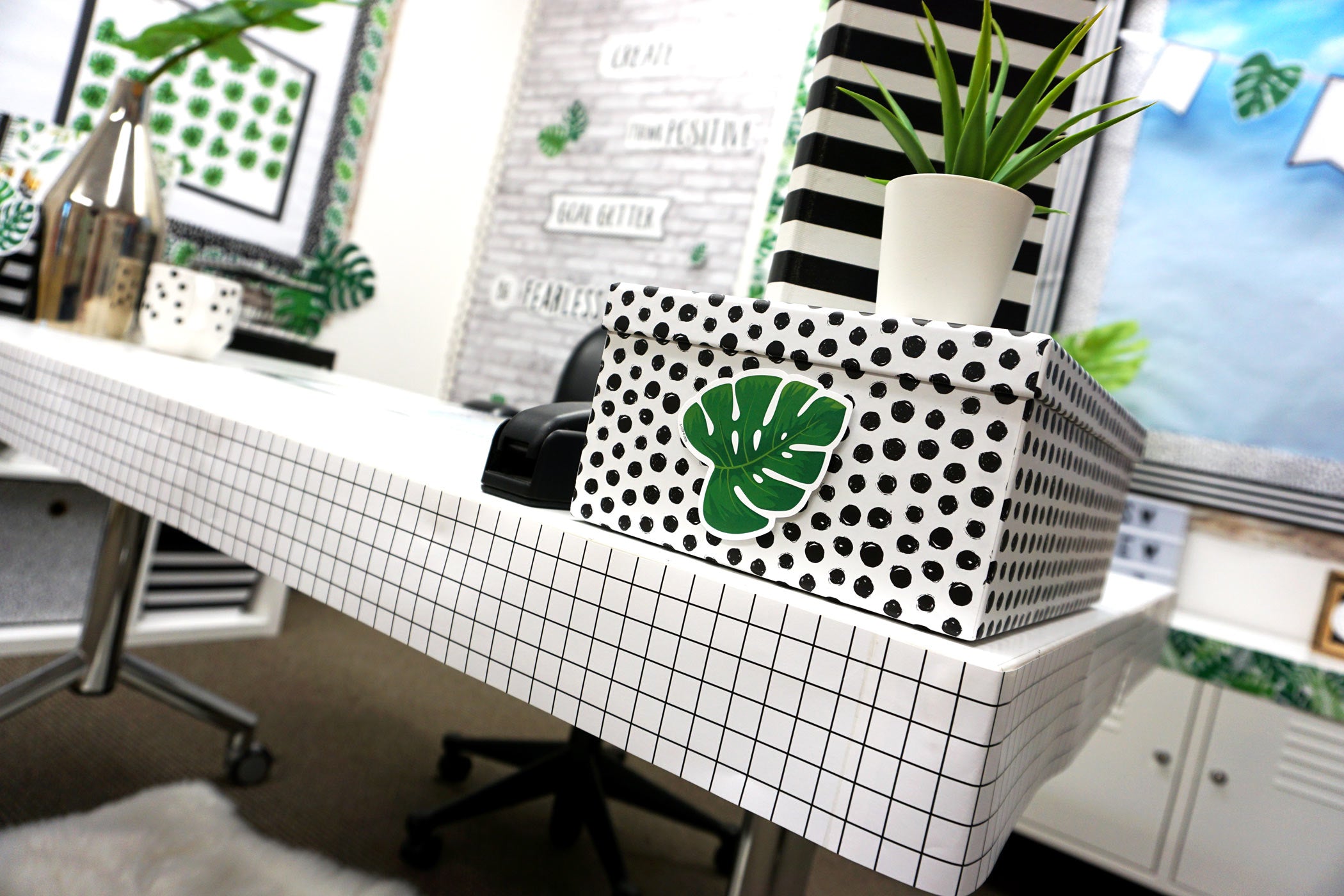 Palm Paradise Monstera Leaves Bulletin Board